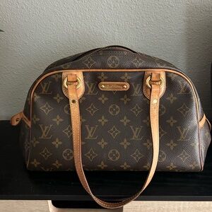 NOT FOR SALE PICS FOR PURSE ALREADY SOLD